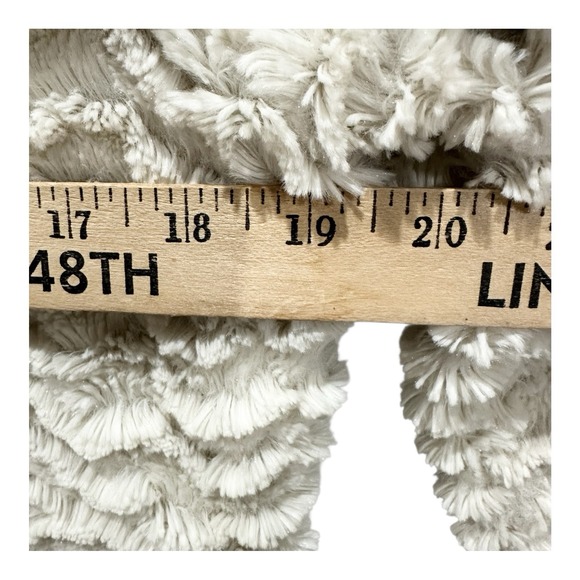 Patagonia Women's M Pelage Cream Faux Fur Fleece Coat Jacket Soft - Picture 4 of 7